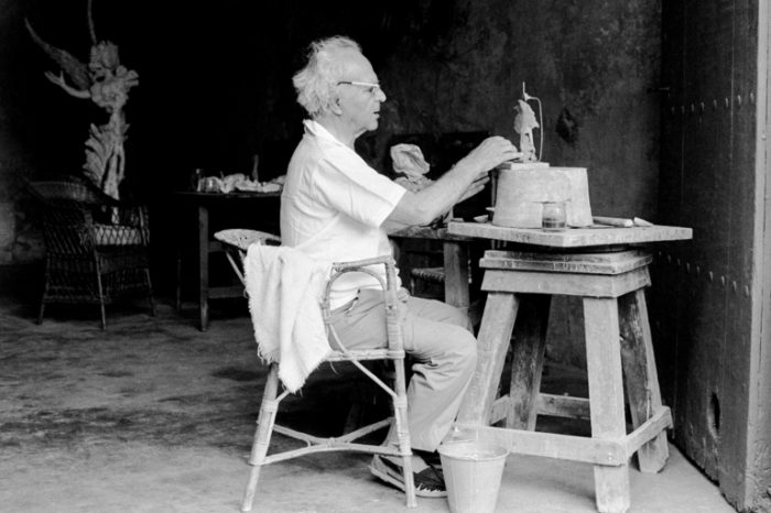 Fenosa al taller del Vendrell, 1981 (fotografia, Jean Marie del Moral)